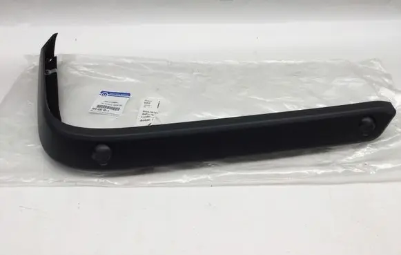 Dodge RAM Front bumper corner part panel trim 68404392AB
