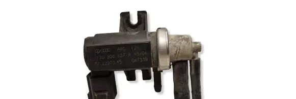 Audi A4 S4 B6 8E 8H Turbo solenoid valve 1J0906627B 06T338 72290345