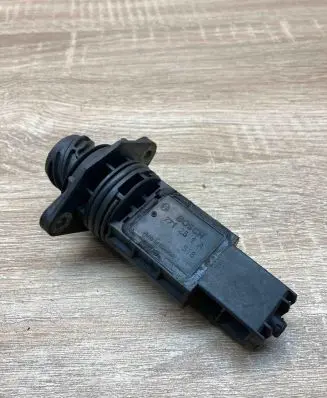 BMW X5 E70 Mass air flow meter 771251A 516