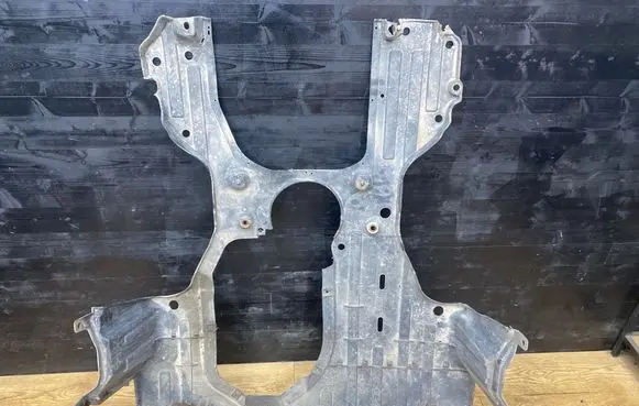 Honda Civic Engine splash shield/under tray
