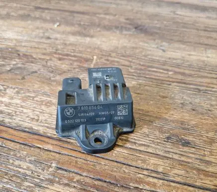 BMW 3 E90 E91 Glow plug pre-heat relay 7810856