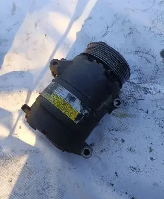 Renault Espace IV Air conditioning (A/C) compressor (pump) 8200067915 01139509 021841503
