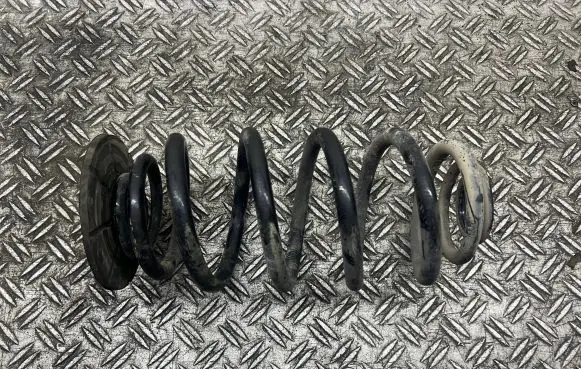 Opel Astra J Rear coil spring