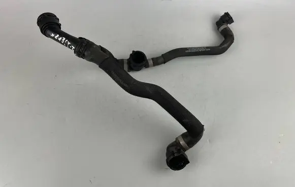 Mercedes-Benz E W213 Engine coolant pipe/hose A2135010882