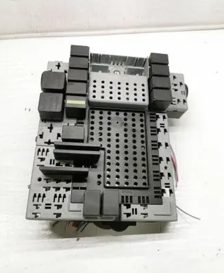Volvo V70 Comfort/convenience module 8645716 000001538578