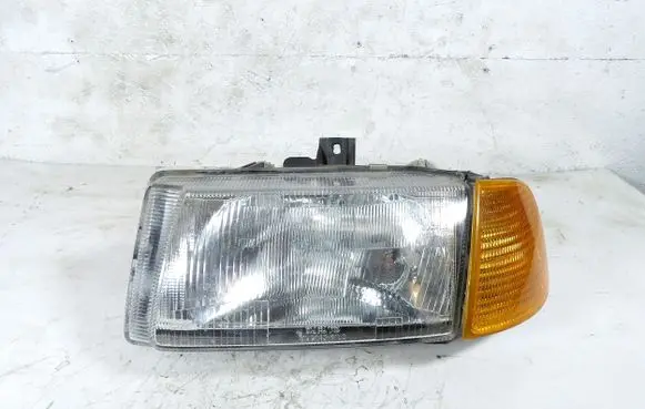 Volkswagen Polo III 6N 6N2 6NF Headlight/headlamp MVW143-H031
