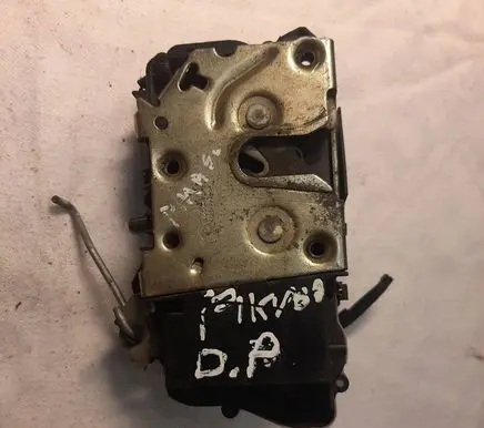 Citroen Xsara Picasso Front door lock