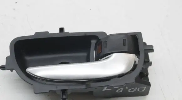 Toyota Auris E180 Front door interior handle 692050D270