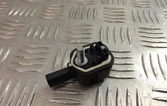 BMW 5 F10 F11 Airbag deployment crash/impact sensor 9224178