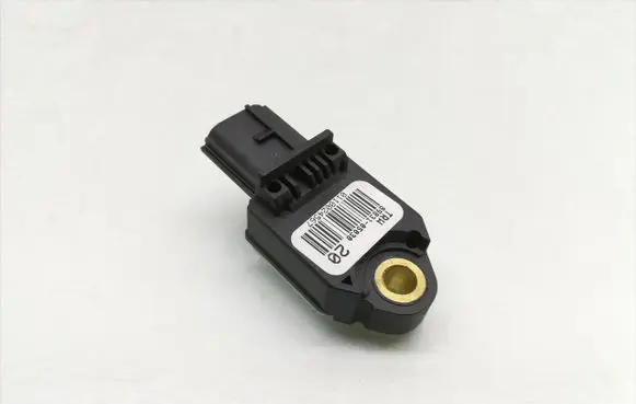 Toyota Avensis T270 Airbag deployment crash/impact sensor 89831-05030