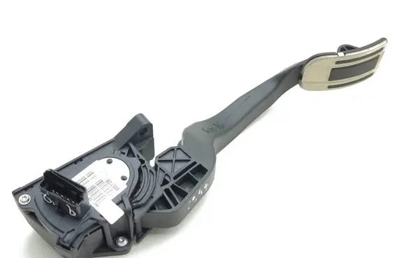 Peugeot 3008 II Accelerator throttle pedal 86ET38S0 5051124