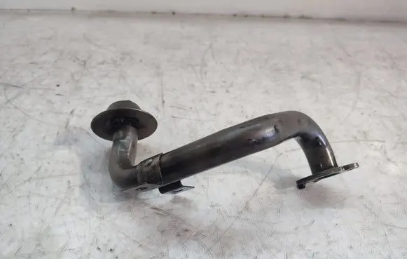 Volkswagen Touareg I Oil sump strainer pipe 070115251L