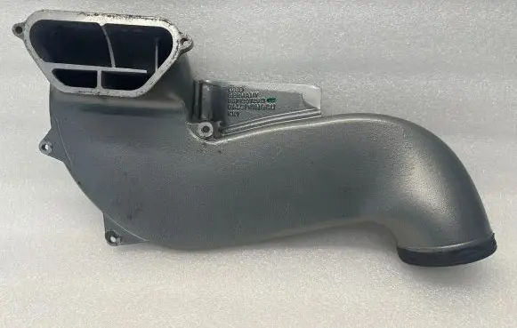 Audi A8 S8 D2 4D Intercooler hose/pipe 057129726D
