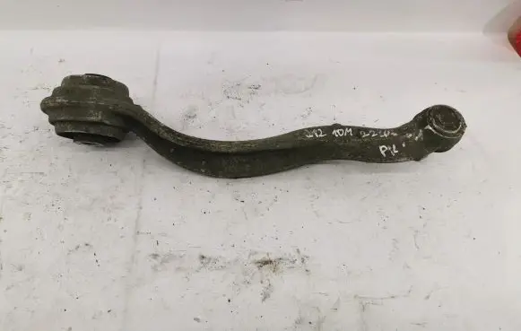 Mercedes-Benz E W212 Front lower control arm/wishbone