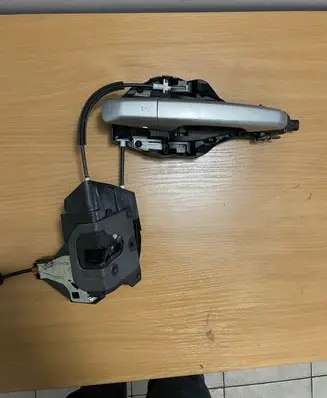 Jaguar XF X260 Front door lock GX63203A28HC BJ32224N0ZBA