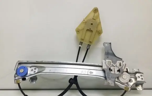 Renault Megane III Rear window lifting mechanism without motor 827200003R