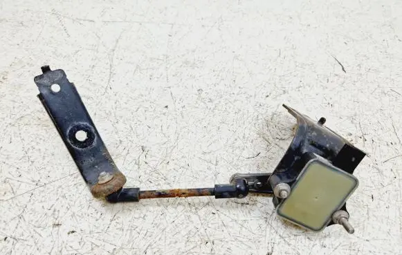 Ford Fusion II Air suspension front height level sensor L1604021720 L1604021720D 698976