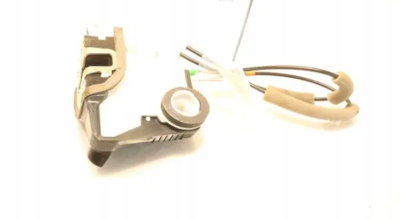 Toyota Aygo AB40 Front door lock