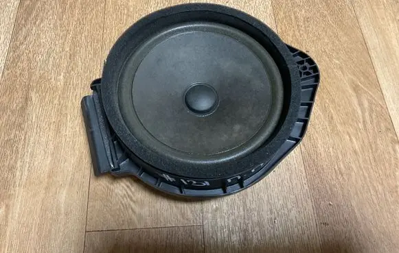 Opel Insignia A Front door speaker 