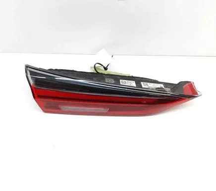 BMW i4 Tailgate rear/tail lights 7956629