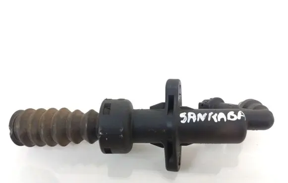 Clutch slave cylinder