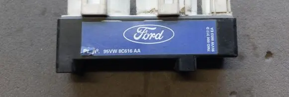 Volkswagen Sharan Coolant fan relay 95VW8C616AA 7M0000317D
