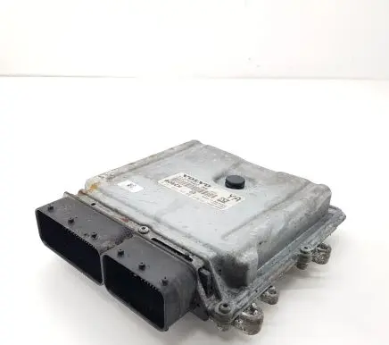Volvo XC70 Engine control unit/module 31272462AA 0281012765