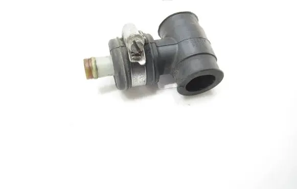 Audi A4 S4 B6 8E 8H Engine coolant pipe/hose 06A103247 V0D416652