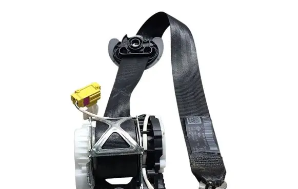Volkswagen PASSAT B6 Front seatbelt 3C1857706R 34077660 193857737A