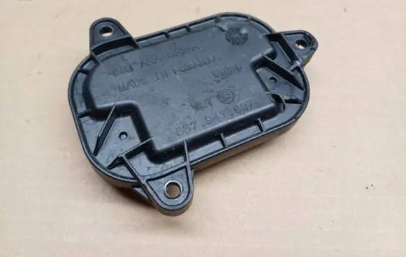 Skoda Scala Headlight/headlamp dust cover 657941607