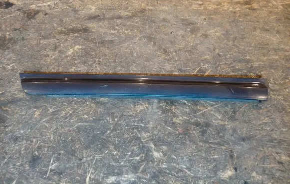 Audi A8 S8 D3 4E Rear door trim (molding) 4E4853969 4E4853970A
