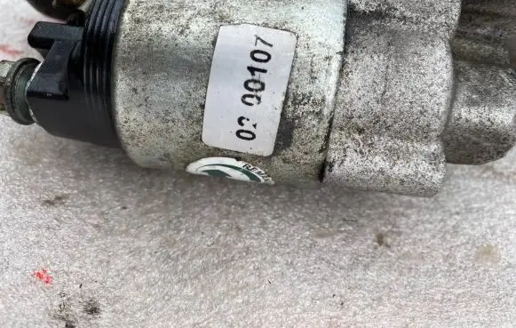 Mercedes-Benz ML W164 Starter motor 0001115076