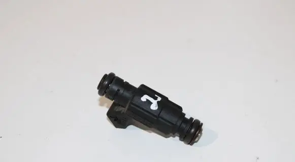 Audi A3 S3 8L Fuel injector 06A906031BA 0280156061