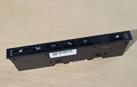 BMW X3 E83 Seat heating switch 3427957 03742514