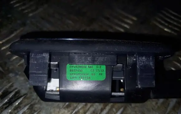 Citroen DS5 Light switch 8957450
