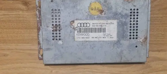 Audi A8 S8 D3 4E Antenna control unit 4E0035563