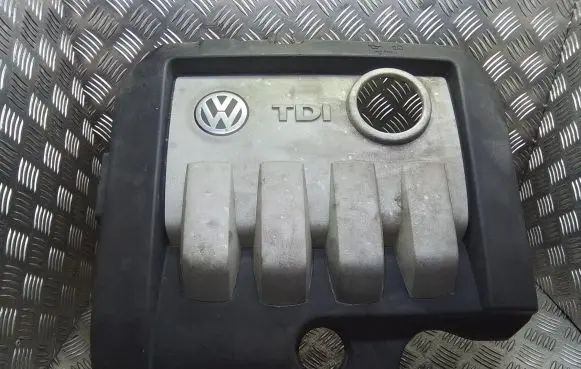 Volkswagen PASSAT B6 Engine cover (trim) 03G103925 03G103925AN 03G103925BR
