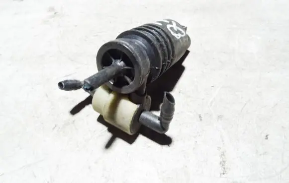 Audi Q7 4L Windscreen/windshield washer pump 1T0955651A