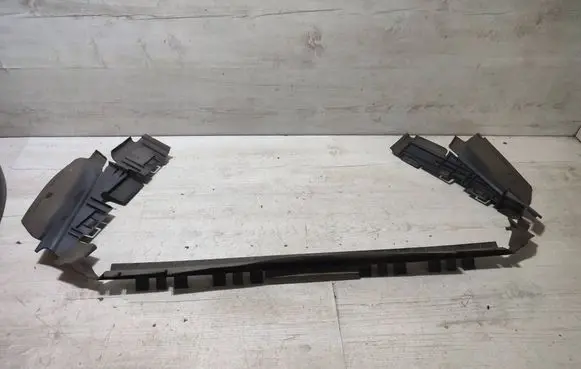 Mercedes-Benz GLK (X204) Intercooler air guide/duct channel A2045052430