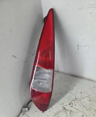 Ford Mondeo Mk III Rear/tail lights 1S7113405C