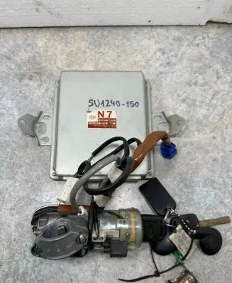 Subaru Forester SG Engine control unit/module 22611AK670 88215SA000 A18000R5T