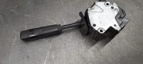 Renault Trafic I Fog light switch 7700779565