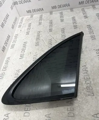 Porsche Macan (95B) Rear side window 95B845298