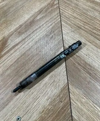 Mercedes-Benz E W211 Fuel injector a6460700987