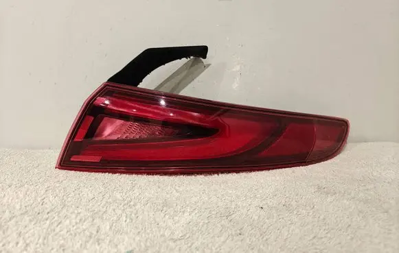 Alfa Romeo Giulia Rear/tail lights 20690207 00505485610