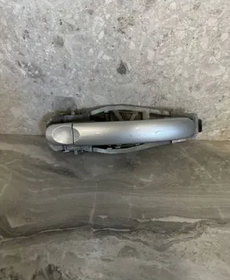 Volkswagen Touran II Rear door exterior handle 