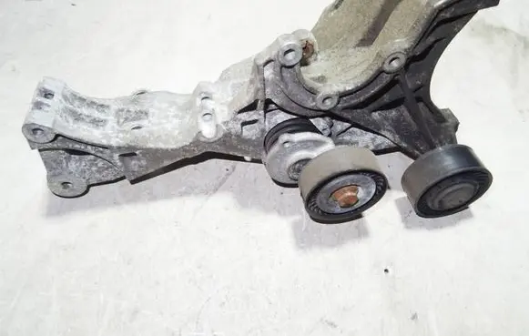 Audi A4 S4 B6 8E 8H Generator/alternator bracket 03G903143B