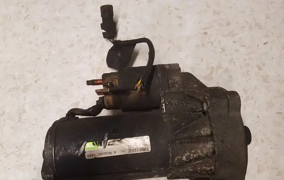 Citroen Xsara Picasso Starter motor D7R26