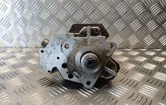 Renault Master II Fuel injection high pressure pump 8200170377 H8200041766 0445010033