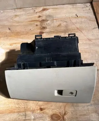 Volvo S80 Glove box 39891976 070220